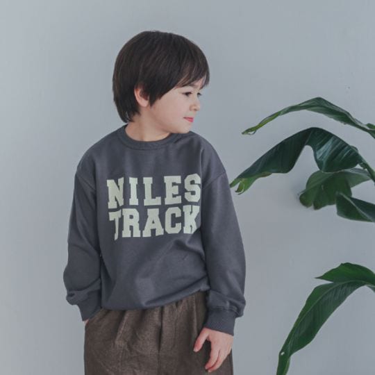 【25FW】NILES トレーナー / チャコールグレー