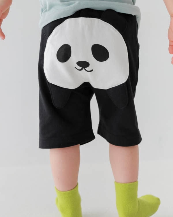 【チークルーム】パンダハーフパンツ / ブラック