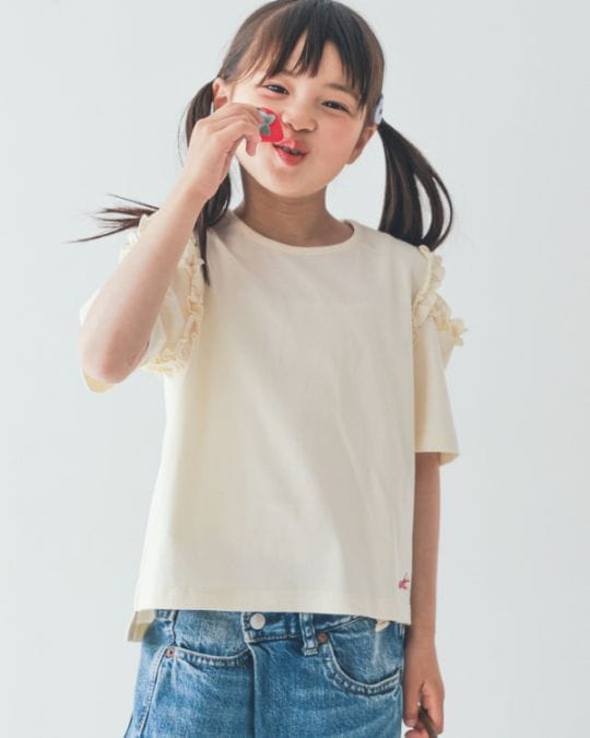 【26PS先行販売】フリルオフショルダーTシャツ / アイボリー