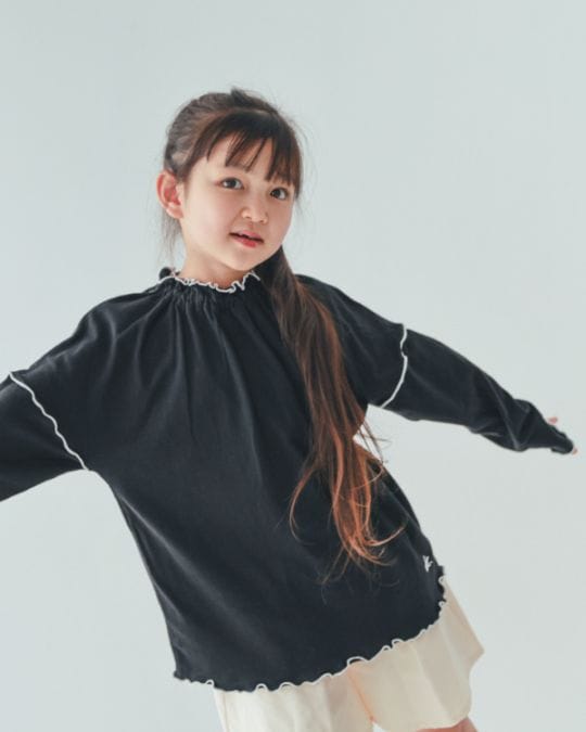 【26PS先行販売/12月下旬頃発送予定】メローロングＴシャツ / ブラック