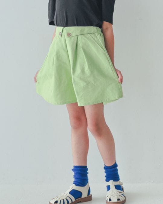 【26PS先行販売】タックショートパンツ / グリーン