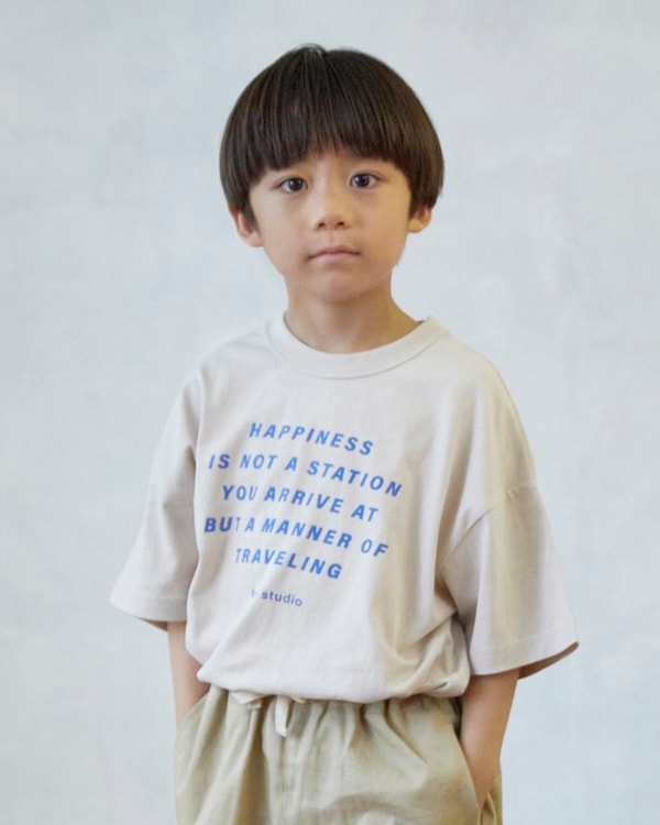 【26PS先行販売】HAPPINESS Tシャツ / サンド