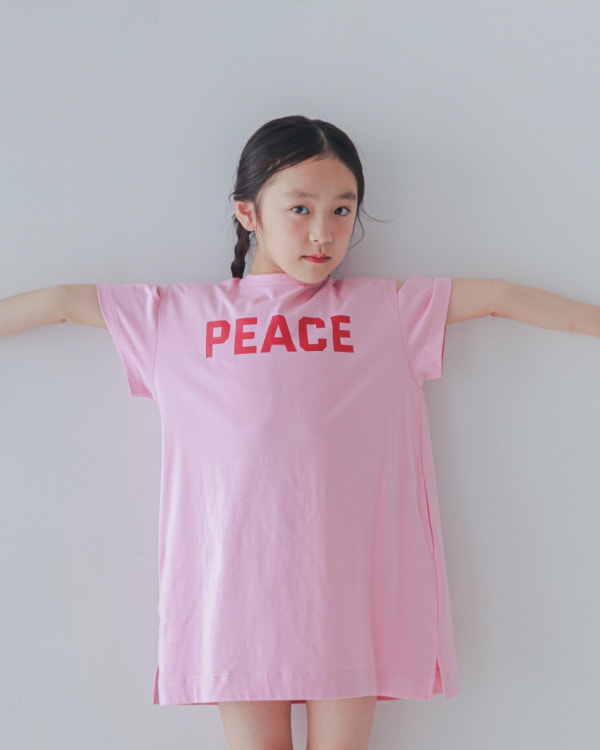 【26PS先行販売】PEACE肩あきワンピース / ピンク