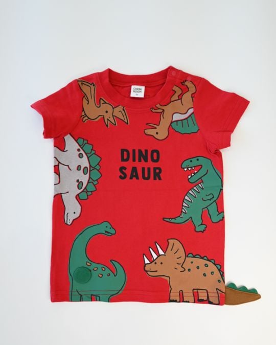 【チークルーム】恐竜たくさん Tシャツ / レッド