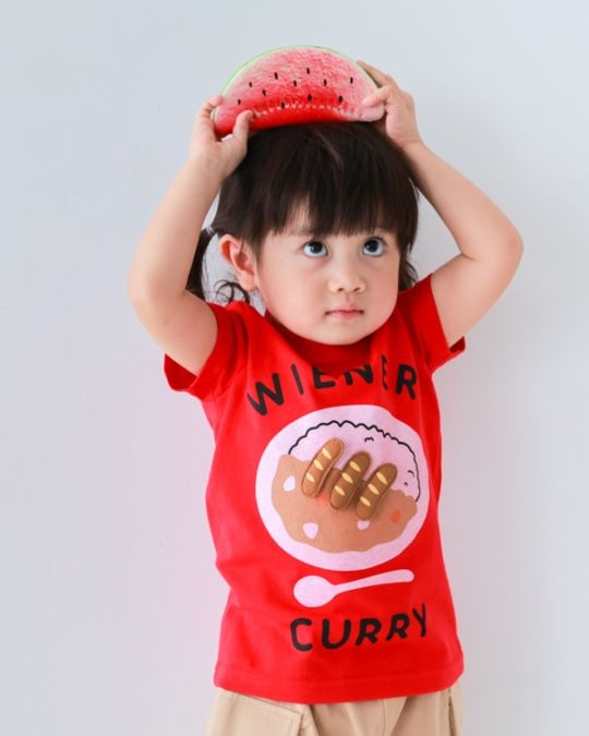 【チークルーム】ウインナーカレー Tシャツ / イエロー