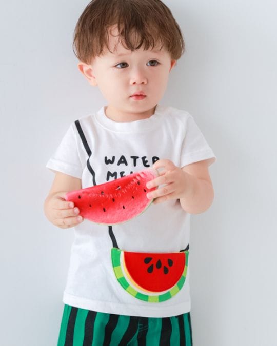 【チークルーム】すいかポシェット Tシャツ / オフホワイト