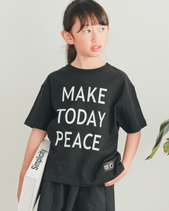 【ゼロスタンダード】MAKE TODAY PEACE Tシャツ / オフホワイト