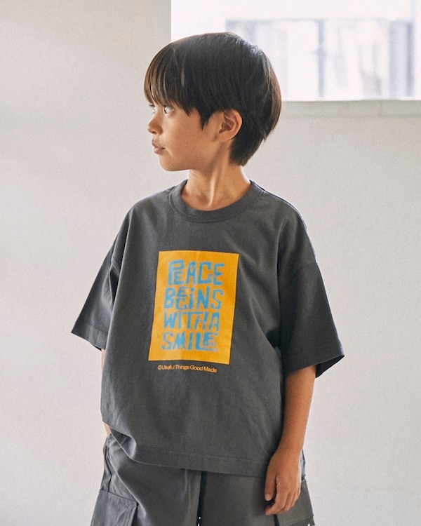 【ジェネレーター】Peace Begins Tシャツ / ホワイト