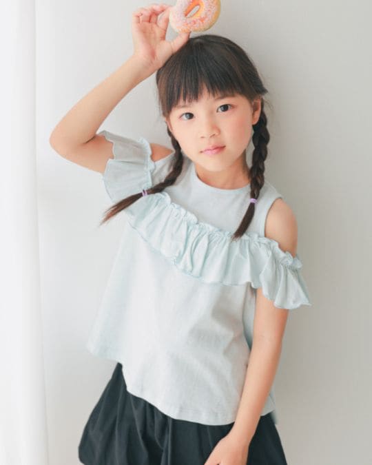 【エヌエイチティー】オフシュルダーフリル Tシャツ / サックス