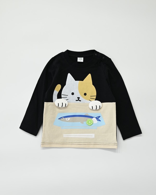 【チークルーム】ねこと秋刀魚 ロングTシャツ / ブラック