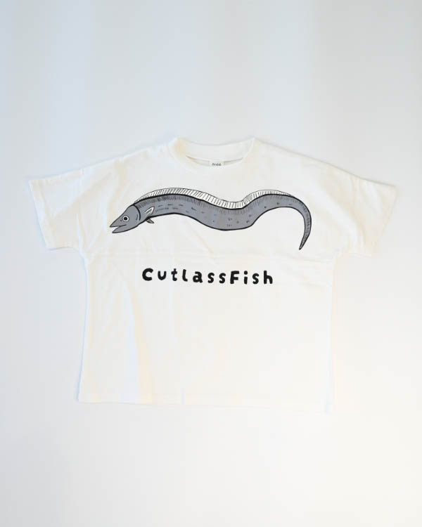 【ニコフラート】たちうお Tシャツ / オフホワイト