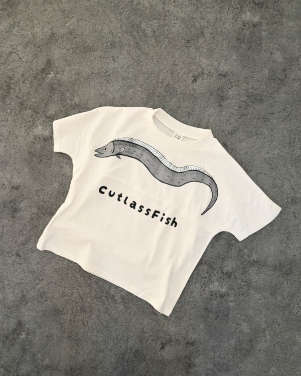 【ニコフラート】たちうお Tシャツ / オフホワイト