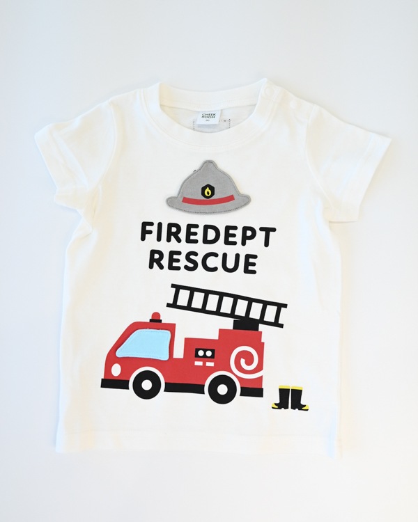 【チークルーム】消防車 Tシャツ / オフホワイト