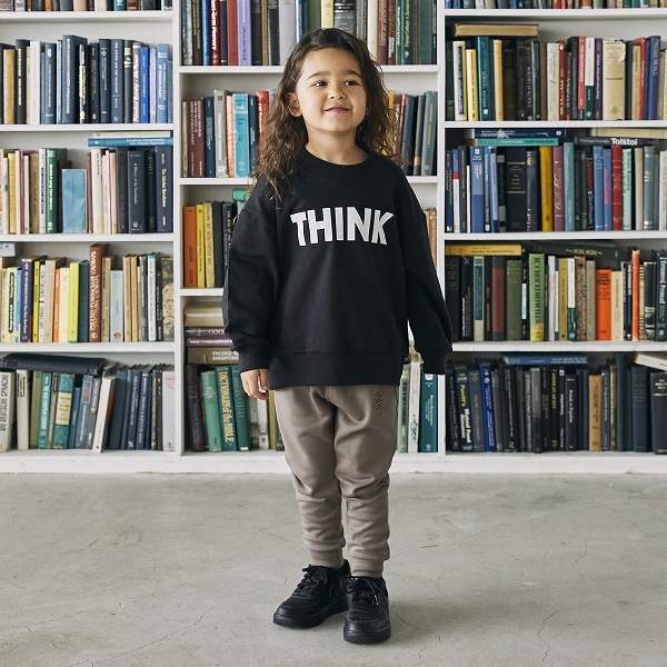 【25FW】THINK トレーナー / ブラック