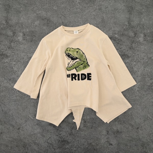 【25FW】恐竜なりきり ロングＴシャツ / アイボリー
