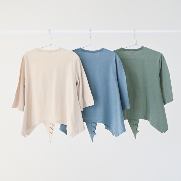 【25FW】恐竜なりきり ロングＴシャツ / ブルー
