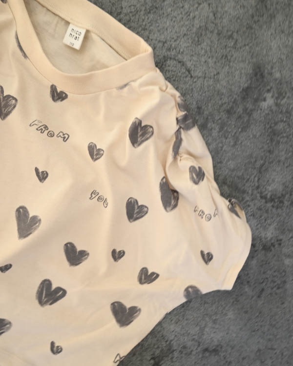 【ニコフラート】ハートギャザー Tシャツ / アイボリー