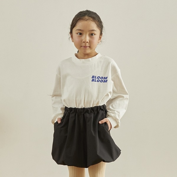【25FW】FLOWERS L/S Tシャツ / ホワイト