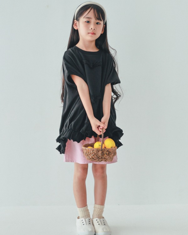 【エヌエイチティー】ハートバルーンＴシャツ / ブラック