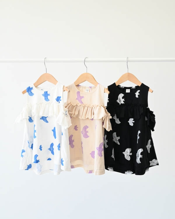 【ニコフラート】オフショルダーバードフリル Tシャツ / オフホワイト