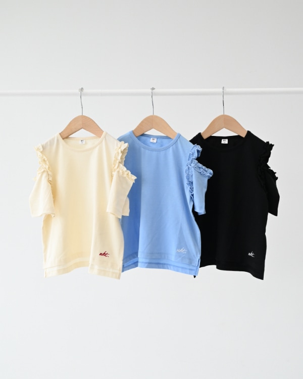 【エヌエイチティー】フリルオフショルダーTシャツ / ブラック