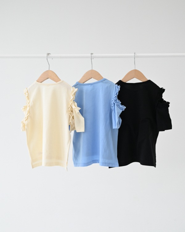 【エヌエイチティー】フリルオフショルダーTシャツ / ブラック