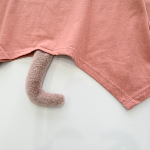 【25FW】ねこ ロングＴシャツ / カメオブラウン