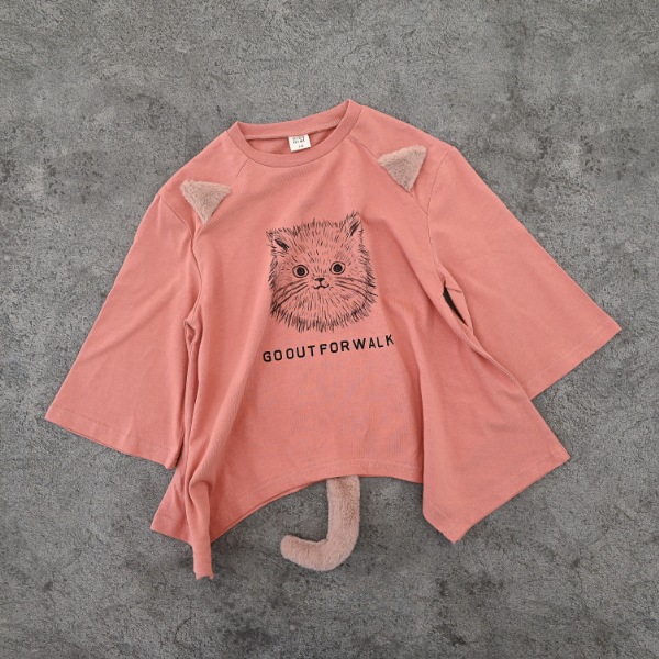 【25FW】ねこ ロングＴシャツ / カメオブラウン