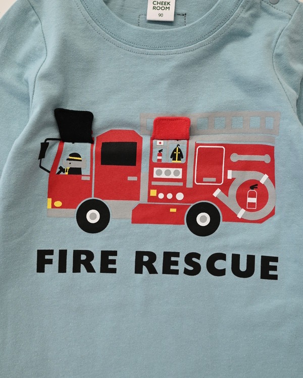 【チークルーム】消防車 ロングTシャツ / オフホワイト