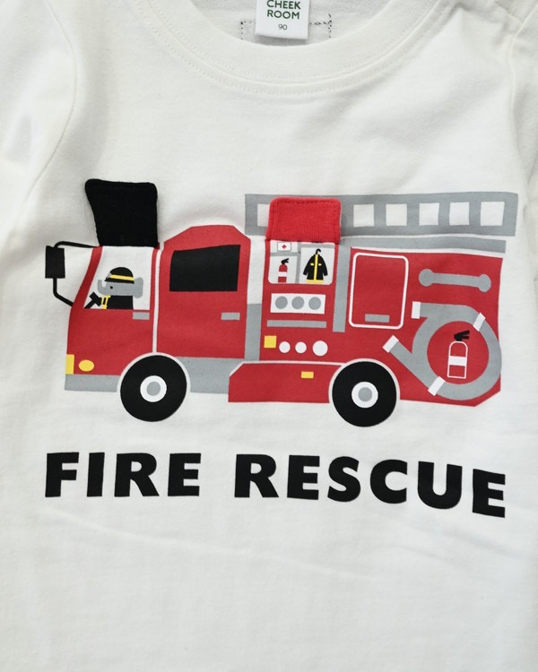 【チークルーム】消防車 ロングTシャツ / オフホワイト