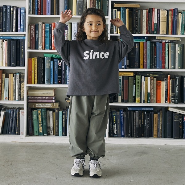 【25FW】Since トレーナー / チャコールグレー