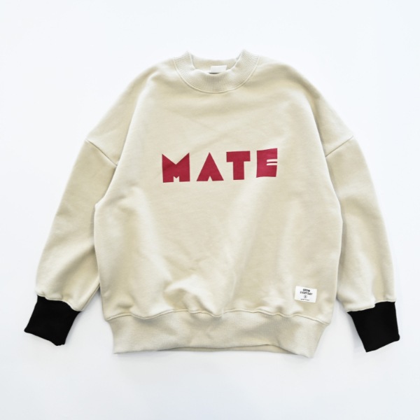 【25FW】MATE トレーナー / サンド