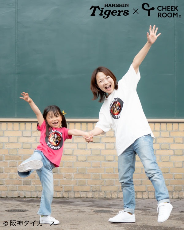 【チークルーム】阪神タイガース限定コラボ スパンコール Tシャツ / ピンク