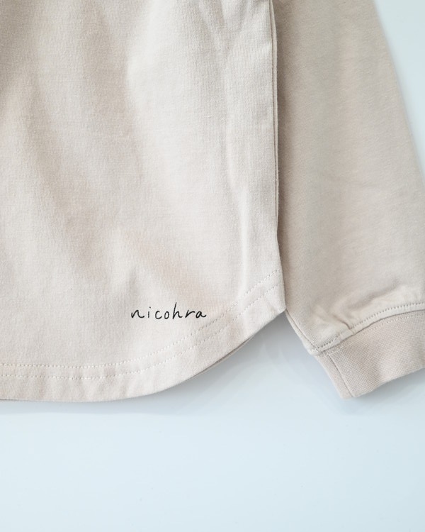 【ニコフラ】ラウンド ロングTシャツ / アイボリー 