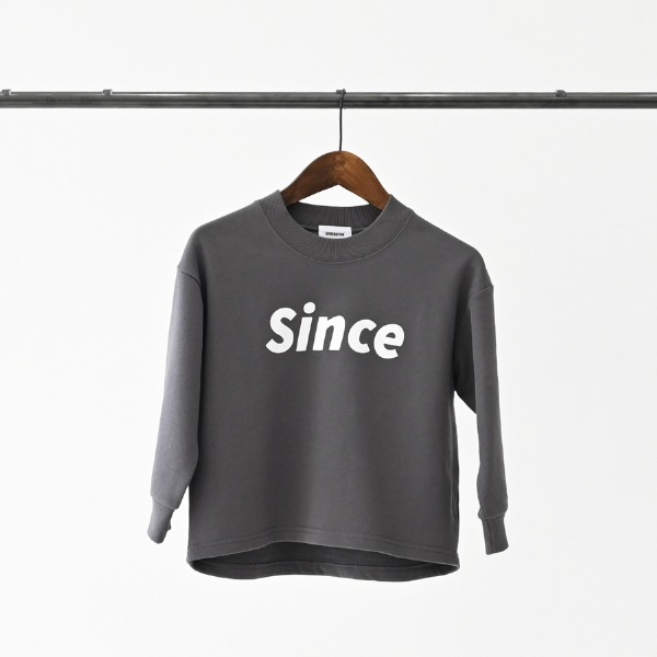 【25FW】Since トレーナー / チャコールグレー