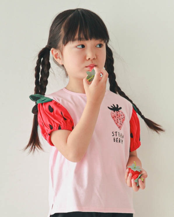 【ニコフラート】いちご袖Ｔシャツ / ピンク
