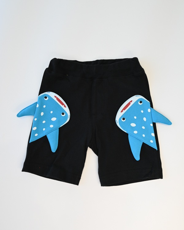 【チークルーム】ジンベイザメ ハーフパンツ / ブラック