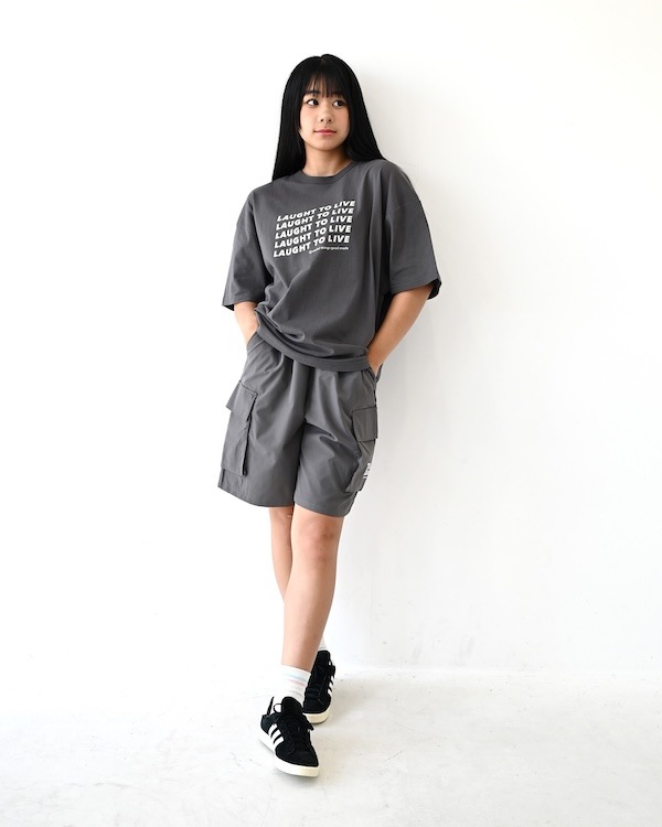 【ジェネレーター】LAUGHT Tシャツ / チャコールグレー