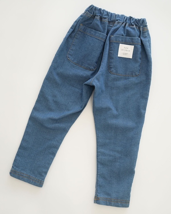 【定番】テーパードスリムデニムパンツ