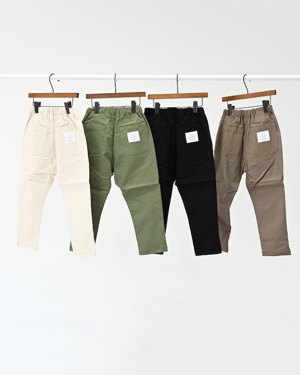 【定番】テーパードスリムパンツ