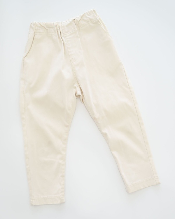 【定番】テーパードスリムパンツ