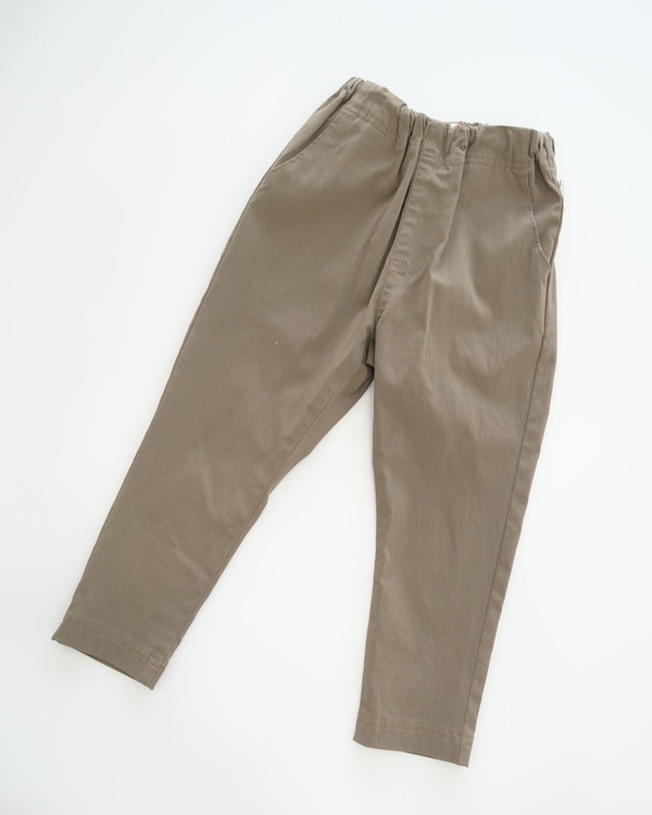 【定番】テーパードスリムパンツ