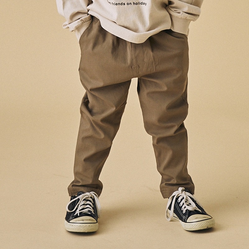 【定番】テーパードスリムパンツ