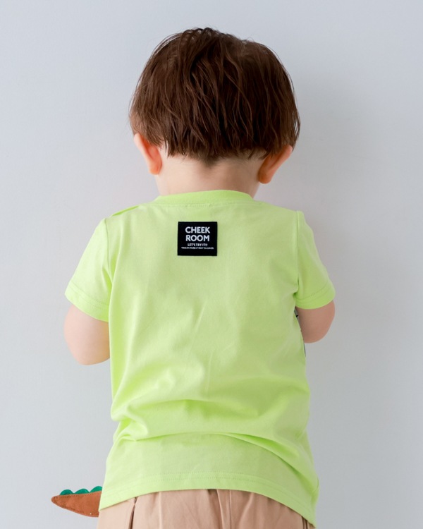 【26SS】恐竜たくさん Tシャツ / ライトグリーン