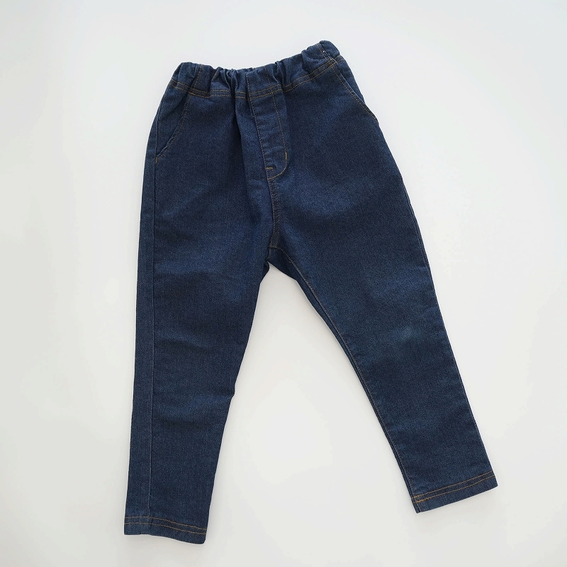 【定番】テーパードスリムデニムパンツ (Fサイズ)