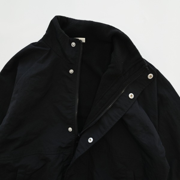 【25FW】ナイロン ジャケット / ブラック