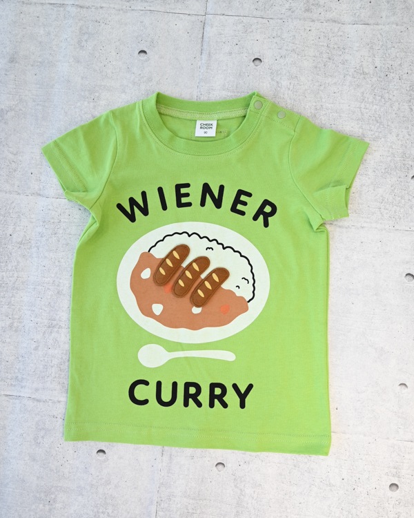 【チークルーム】ウインナーカレー Tシャツ / グリーン