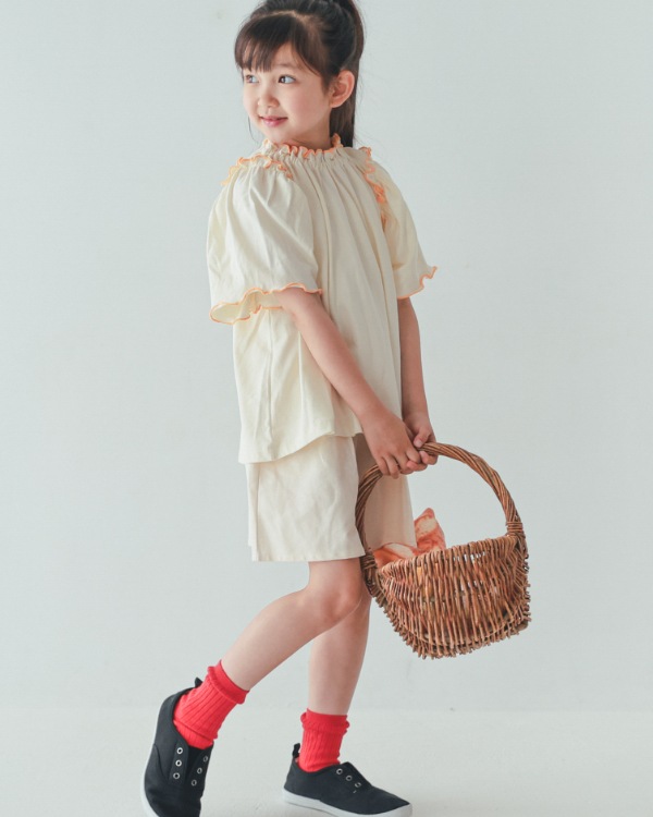 【エヌエイチティー】タックショートパンツ / アイボリー