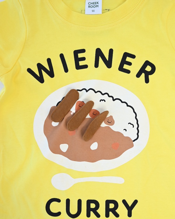 【チークルーム】ウインナーカレー Tシャツ / イエロー