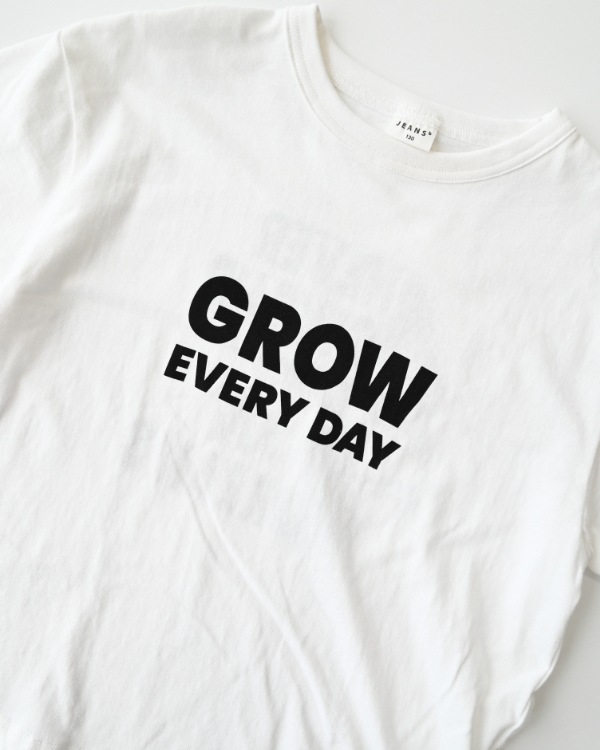 【ジーンズベー】GROW EVERY DAY Tシャツ / オフホワイト